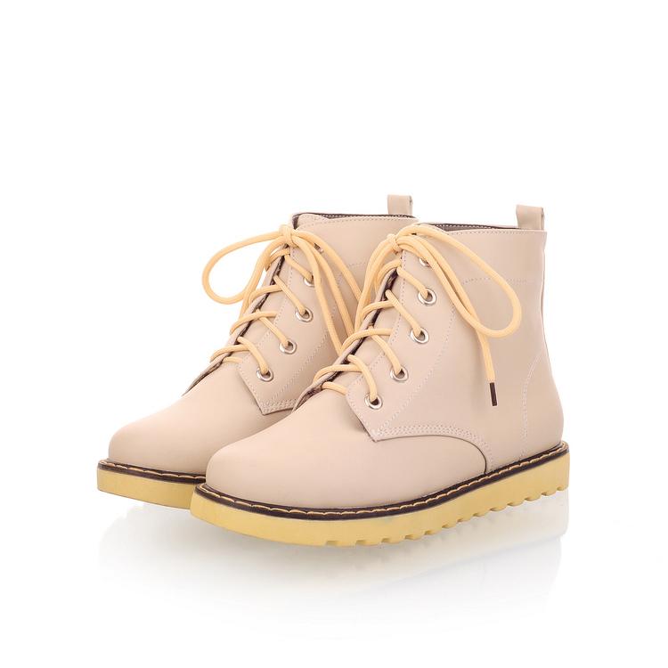 flat heel snow boots